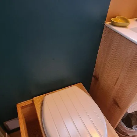 Roulotte A La Ferme Buissonniere Vakantieboerderij *