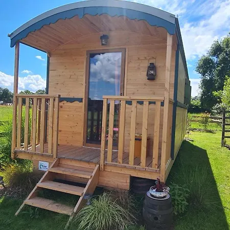 Roulotte A La Ferme Buissonniere Vakantieboerderij