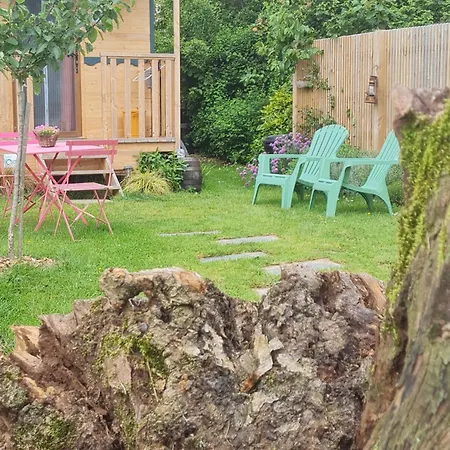 Roulotte A La Ferme Buissonniere Vakantieboerderij La Lande-de-Louge