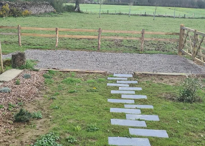 Roulotte A La Ferme Buissonniere La Lande-de-Louge