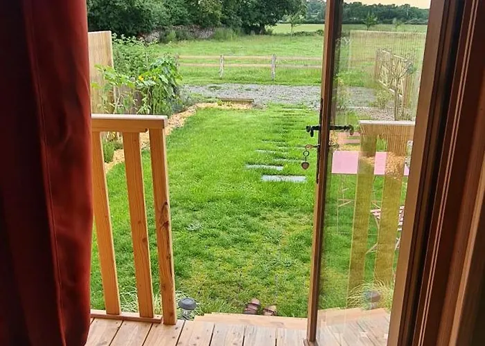 Roulotte A La Ferme Buissonniere *